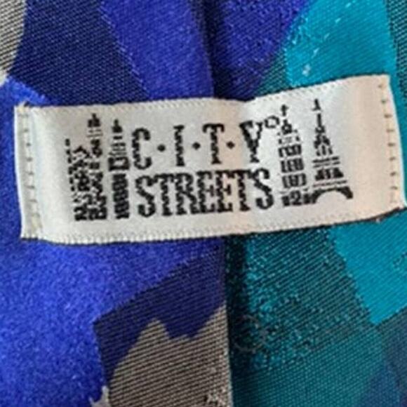 City Streets Men's 56 Inch Vintage Narrow Tie Blue Multicolor Retro 90s - Picture 2 of 3